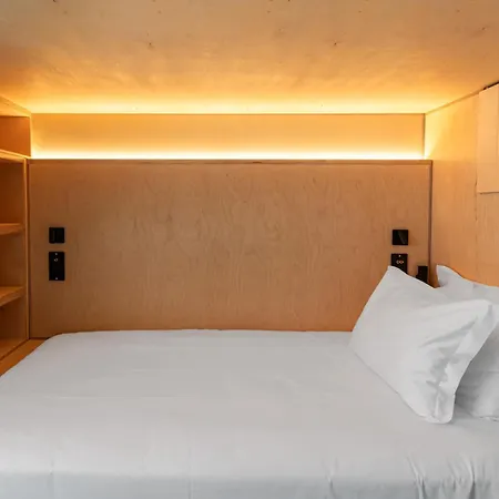 Hotel Independente Bica *