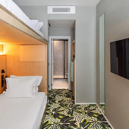 Hotell Independente Bica 4*