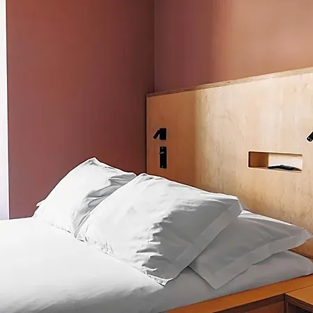 Otel Independente Bica