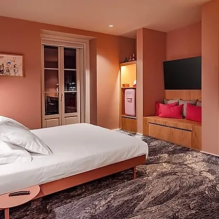 Otel Independente Bica