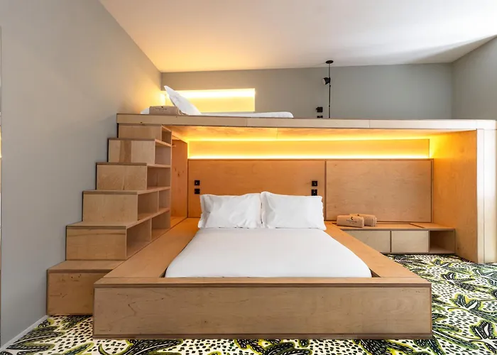 Ξενοδοχείο Independente Bica 4*