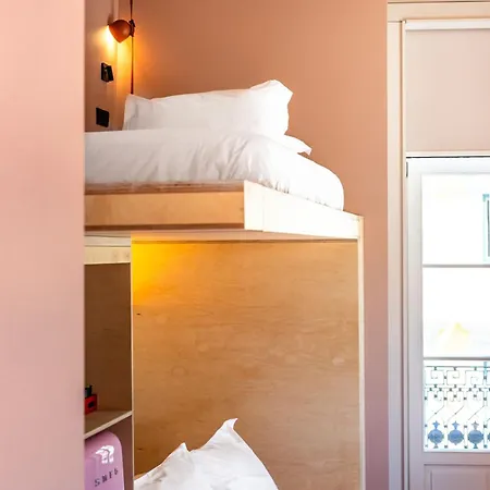 Independente Bica Лиссабон