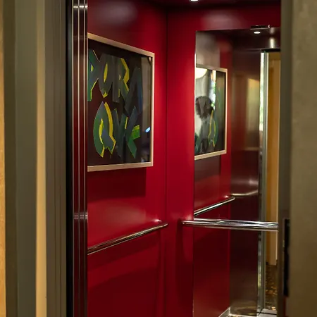 Отель Independente Bica